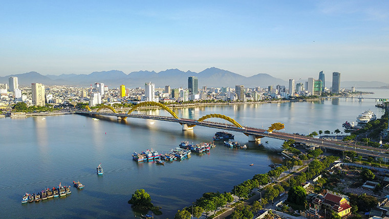 Han river in Danang city Han river in Danang city